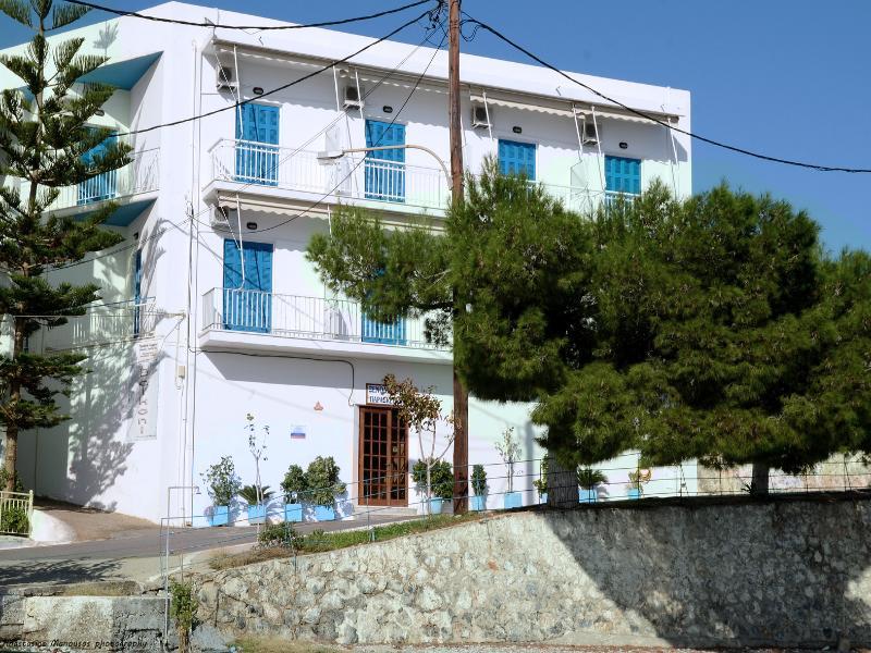 Paraskevas Boutique Hotel Tiros Luaran gambar